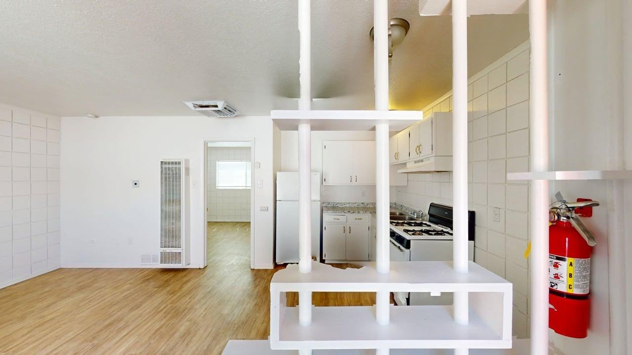 1132 Ortiz Dr Se - Photo 5 of 34