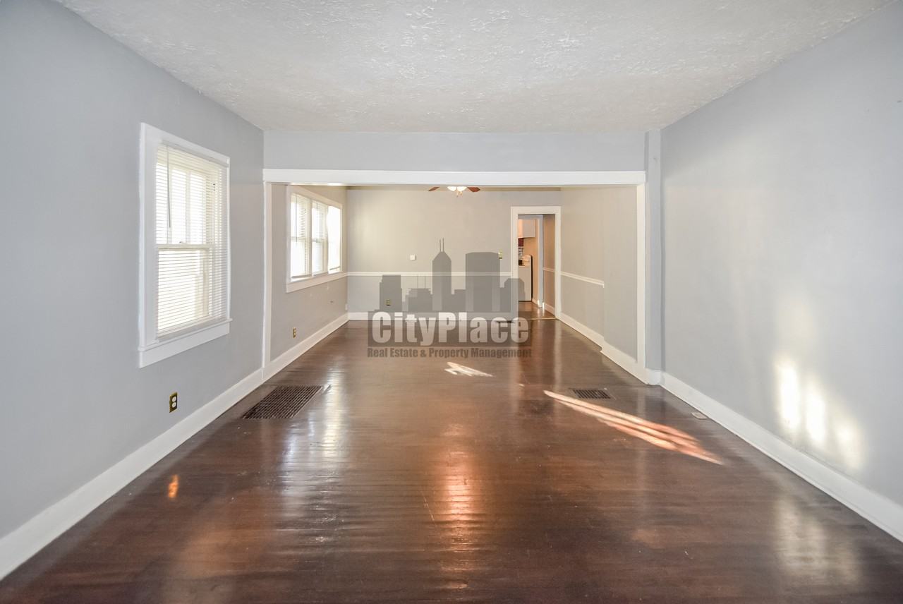 430 N Euclid Ave - Photo 6 of 16