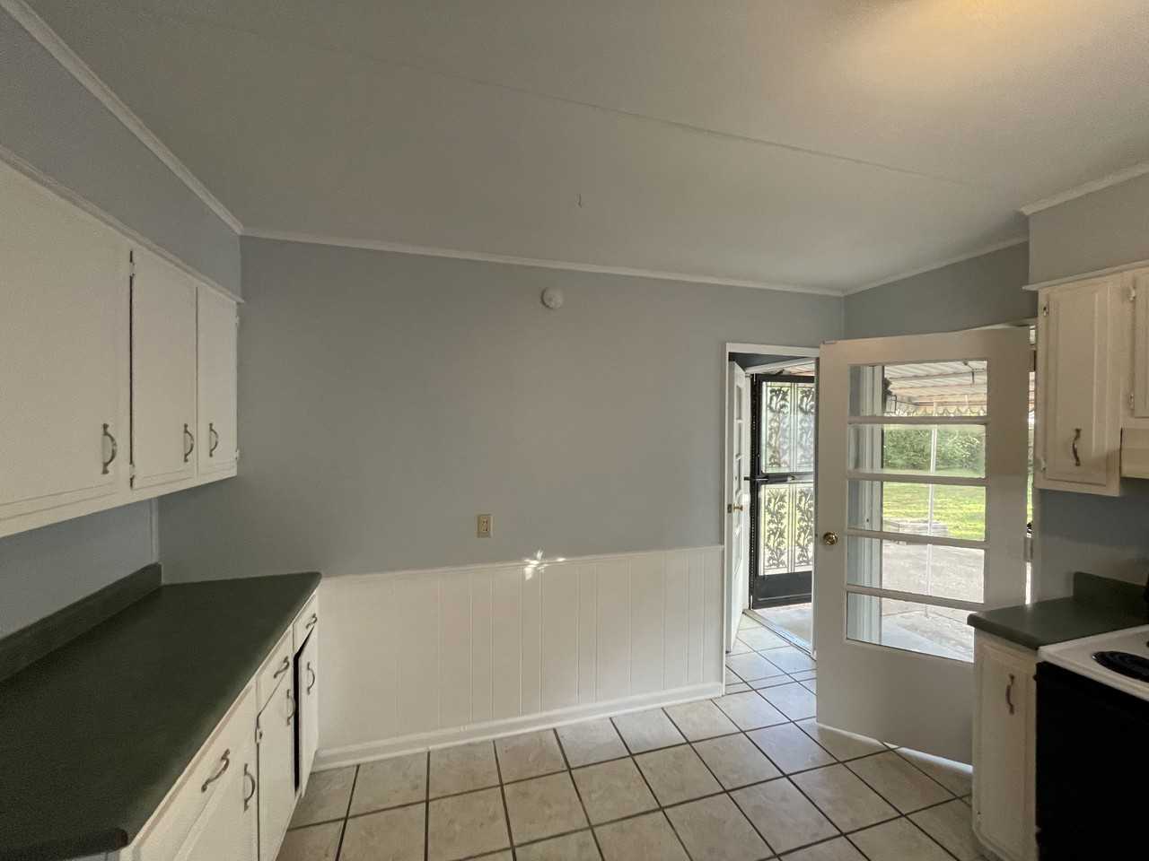 454 Mineral Road - Photo 3 of 6