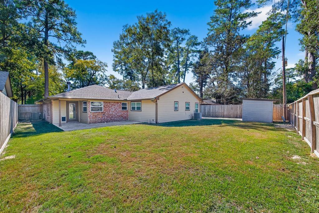 2103 Woodway Drive - Photo 3 of 50