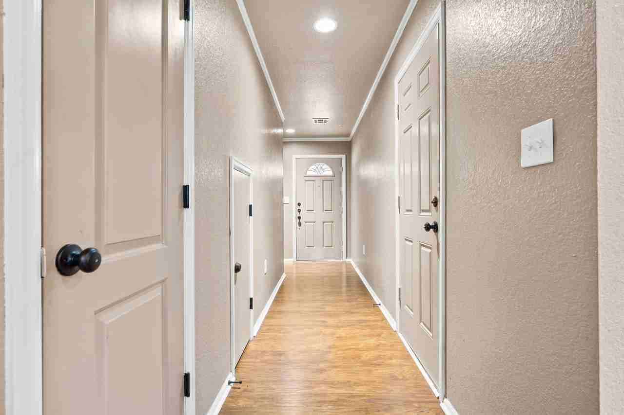 10001 Panther Way #404 - Photo 3 of 23