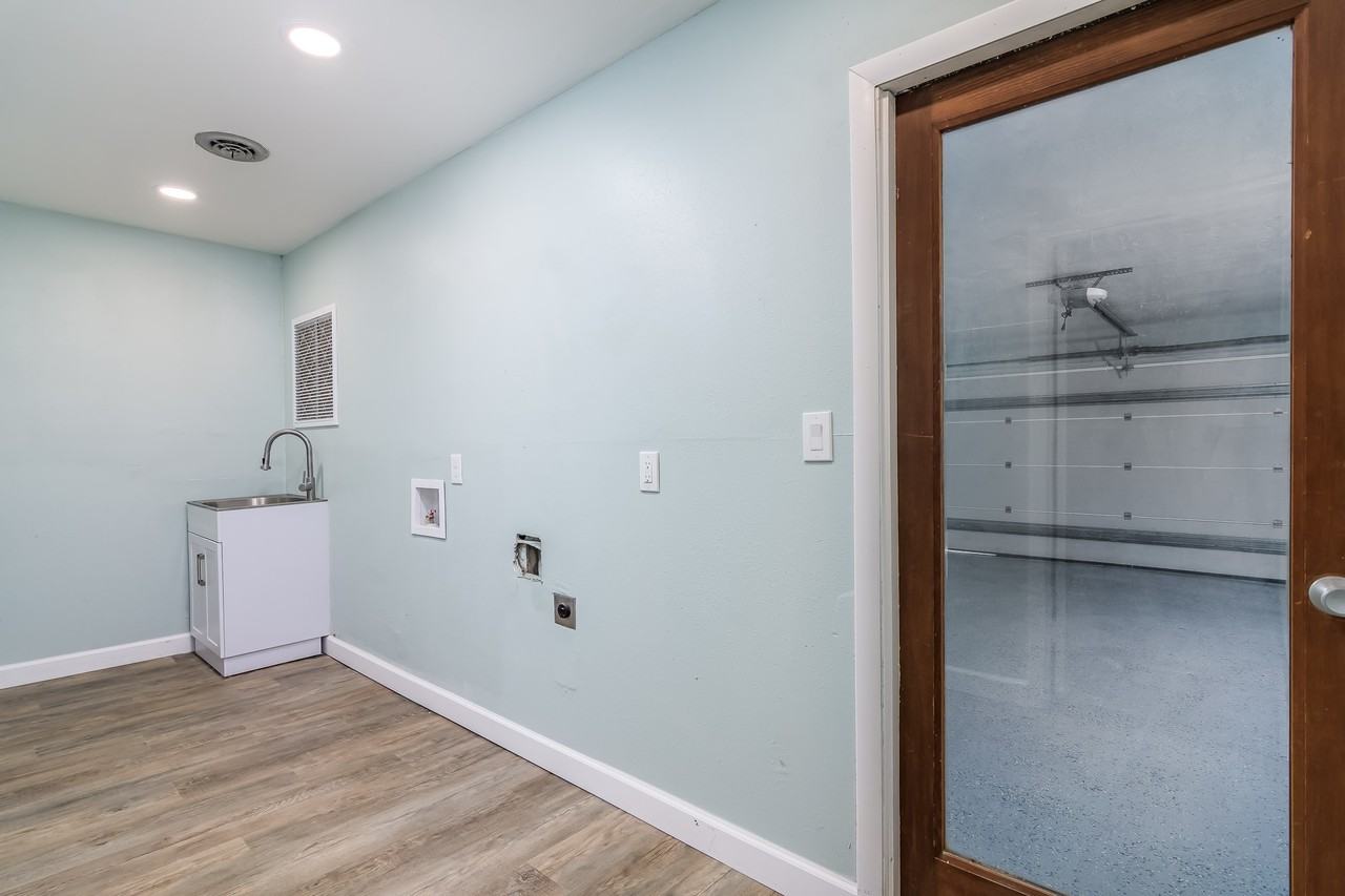 1 W Point Dr #NA - Photo 6 of 14