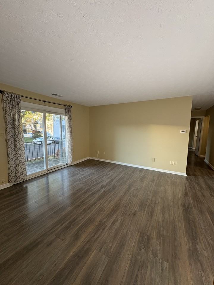 1440 Slade Ave #204 - Photo 3 of 16