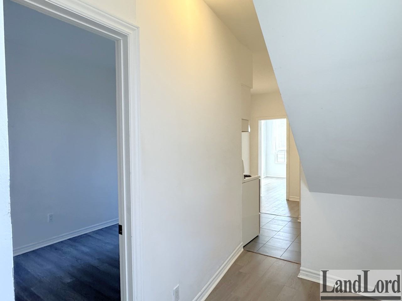 130 Baldwin Street #MAIN - Photo 2 of 14