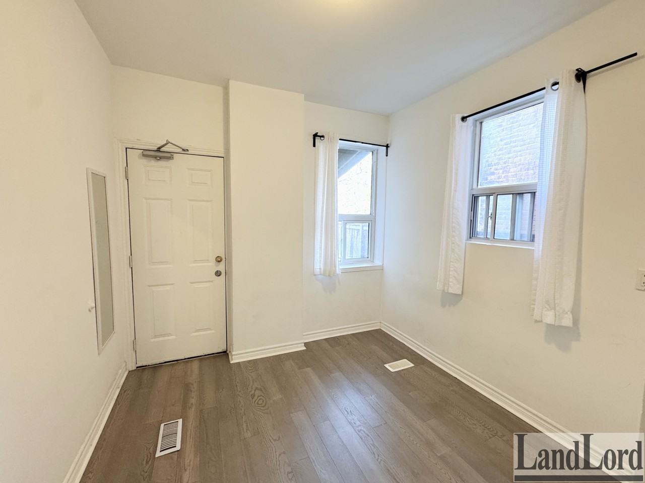 130 Baldwin Street #MAIN - Photo 7 of 14