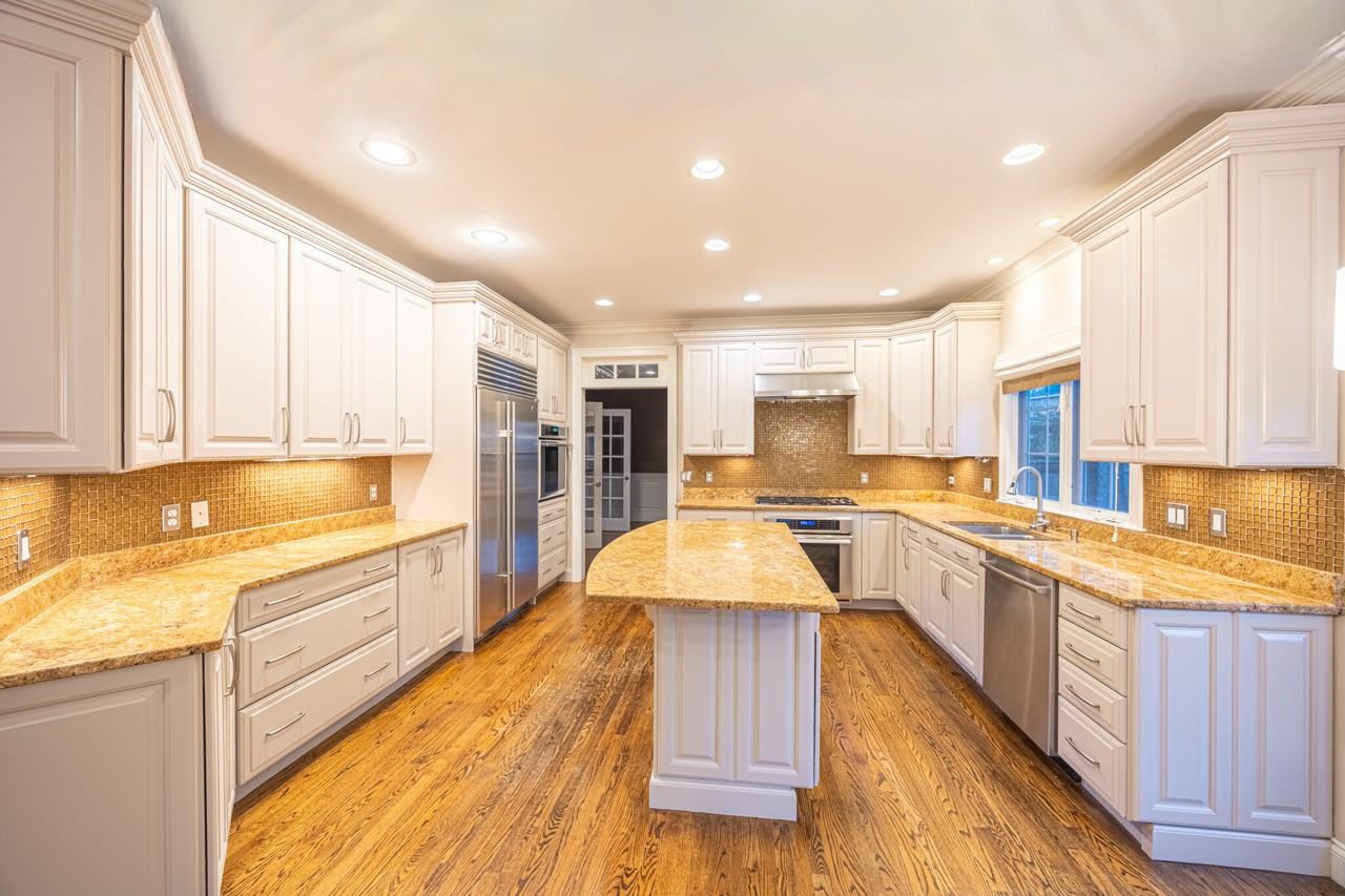 27 Mellon Rd - Photo 2 of 50