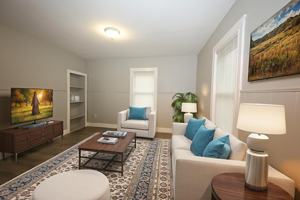 featured image of 23 Des Moines Road