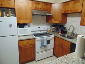 1025 Hancock St #4G - Photo 1 of 1