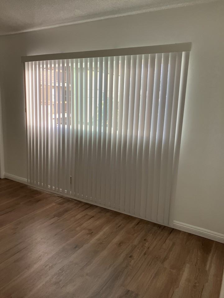 1116 East Elk Avenue #5 - Photo 5 of 7