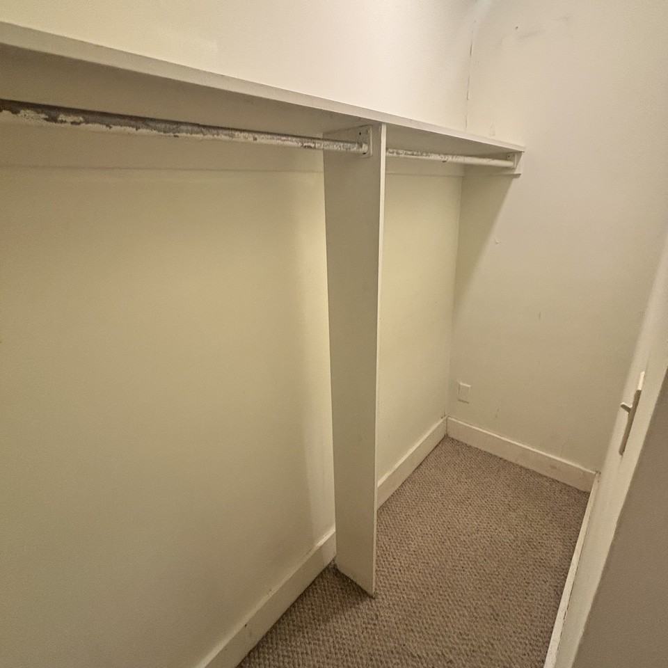 718 West Ionia Street ##3 - Photo 6 of 8