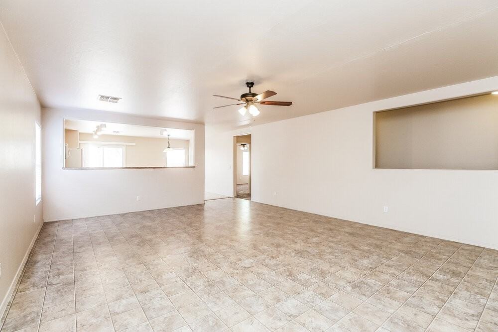 4090 East Silverbell Road - Photo 5 of 16