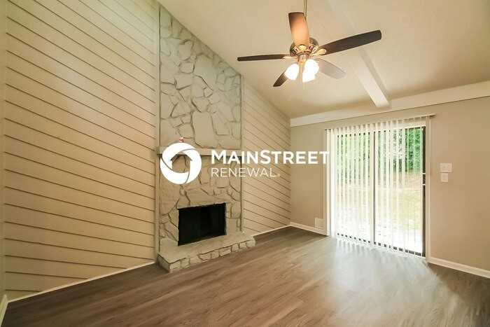 6862 Red Maple Dr - Photo 3 of 18