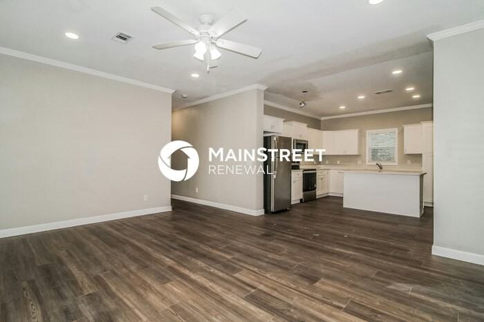 5430 Rose Ave - Photo 3 of 16