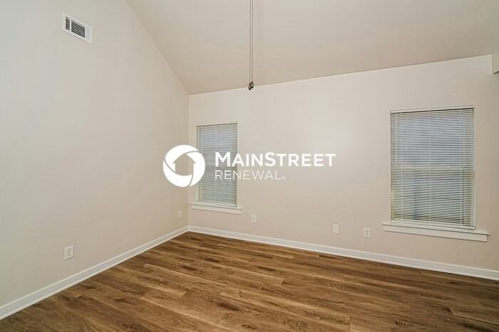 576 Kincaid Cove Ln - Photo 5 of 18