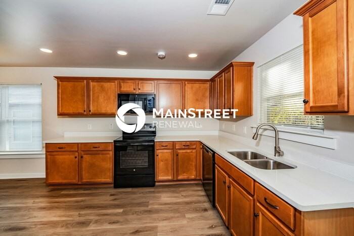 576 Kincaid Cove Ln - Photo 7 of 18