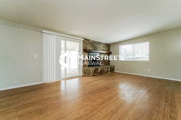 8510 E Ruby Dr - Photo 3 of 16