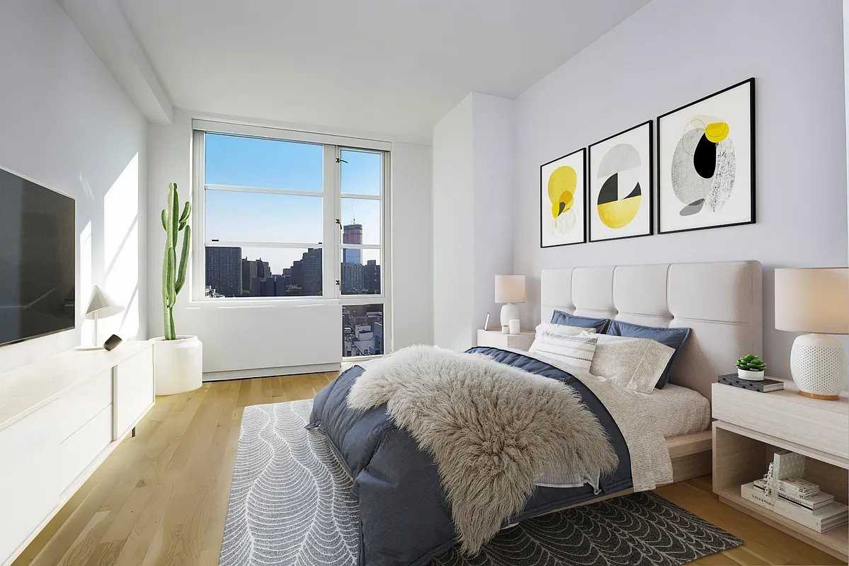 331 E Houston St #11B - Photo 2 of 7