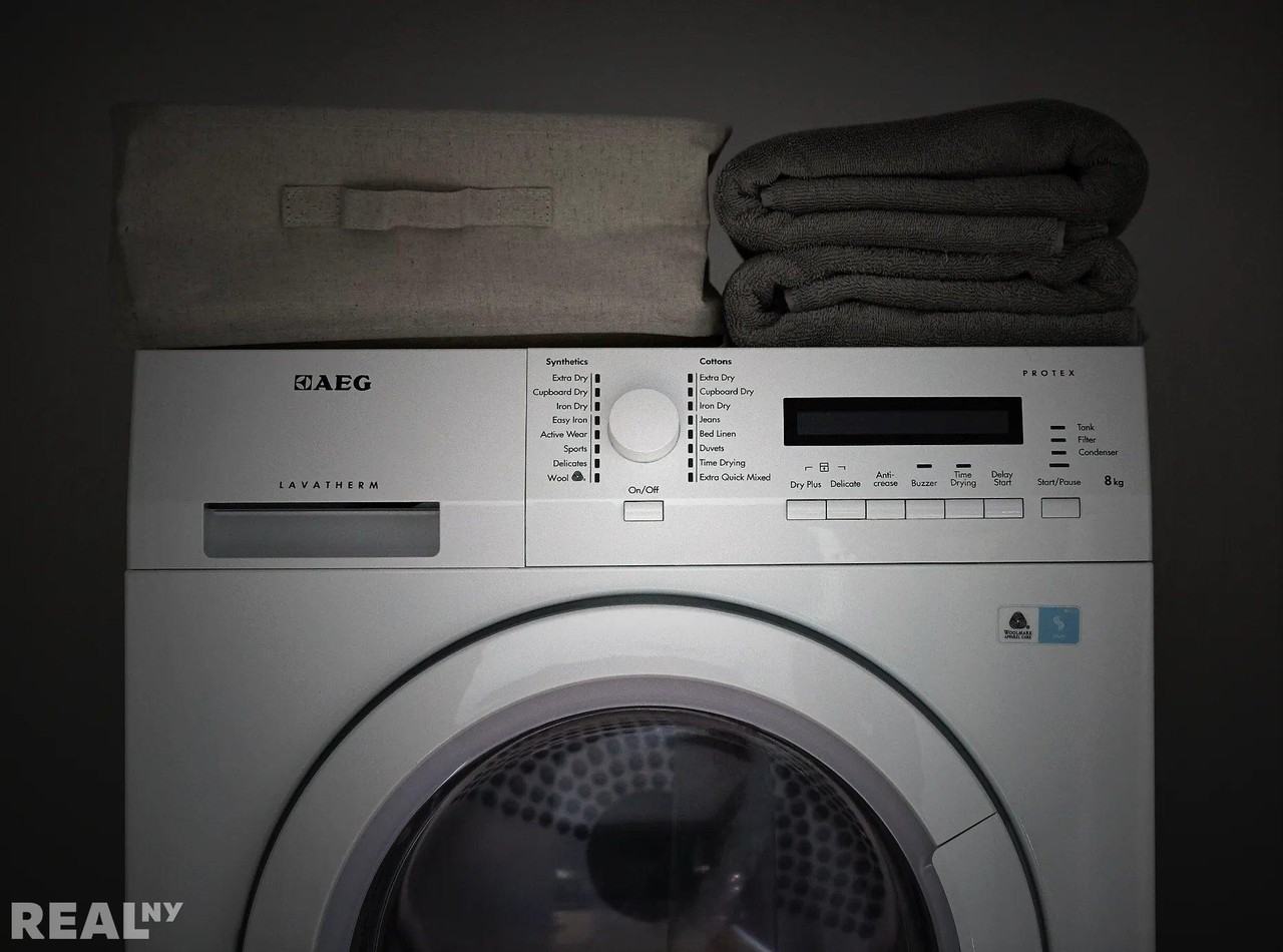 E Houston St #2E - Photo 4 of 7