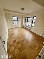 featured image of Christopher St #14H