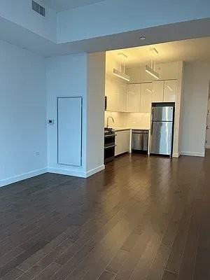 W 36th St #15J - Photo 3 of 9