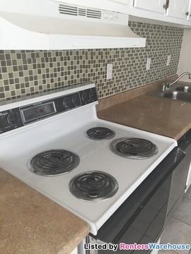 3210 Quincetree Ln - Photo 2 of 12