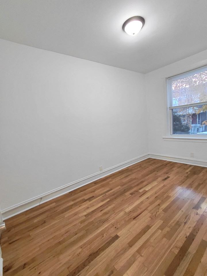 Harding / Potomac Building - Photo 6 of 12