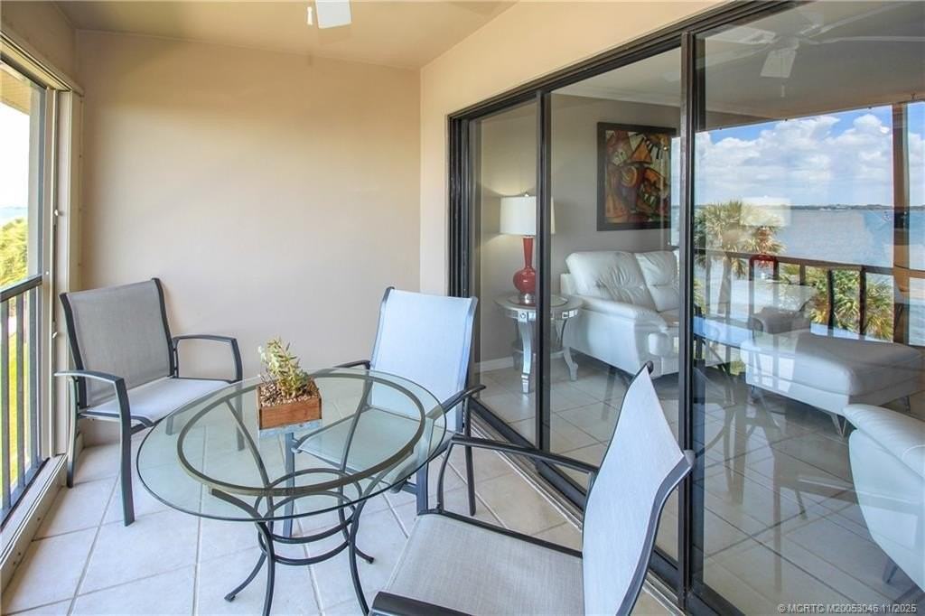 4720 Ne Sandpebble Trce Apt 403 #403 - Photo 7 of 40