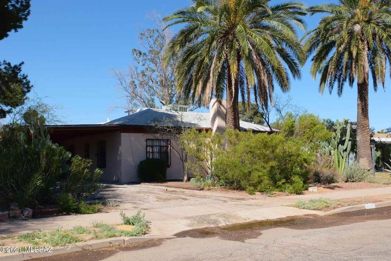 3941 East Louis Lane - Photo 4 of 32