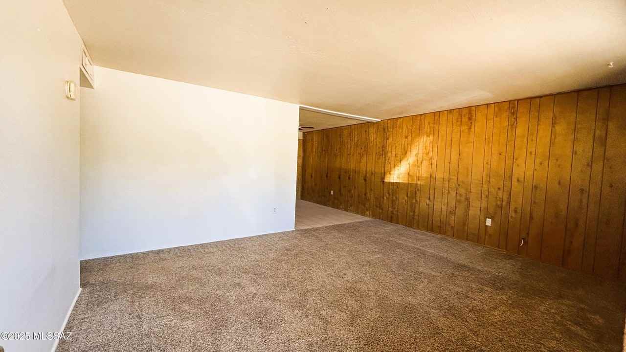 705 Robles Street - Photo 3 of 10