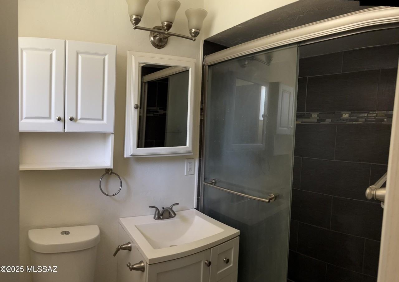 705 Robles Street - Photo 7 of 10