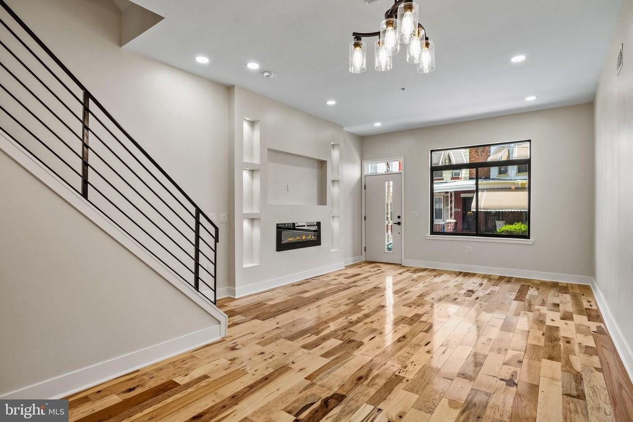 274 S Frazier St - Photo 3 of 42