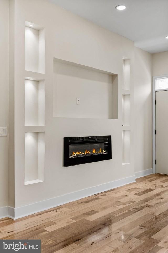 274 S Frazier St - Photo 4 of 42