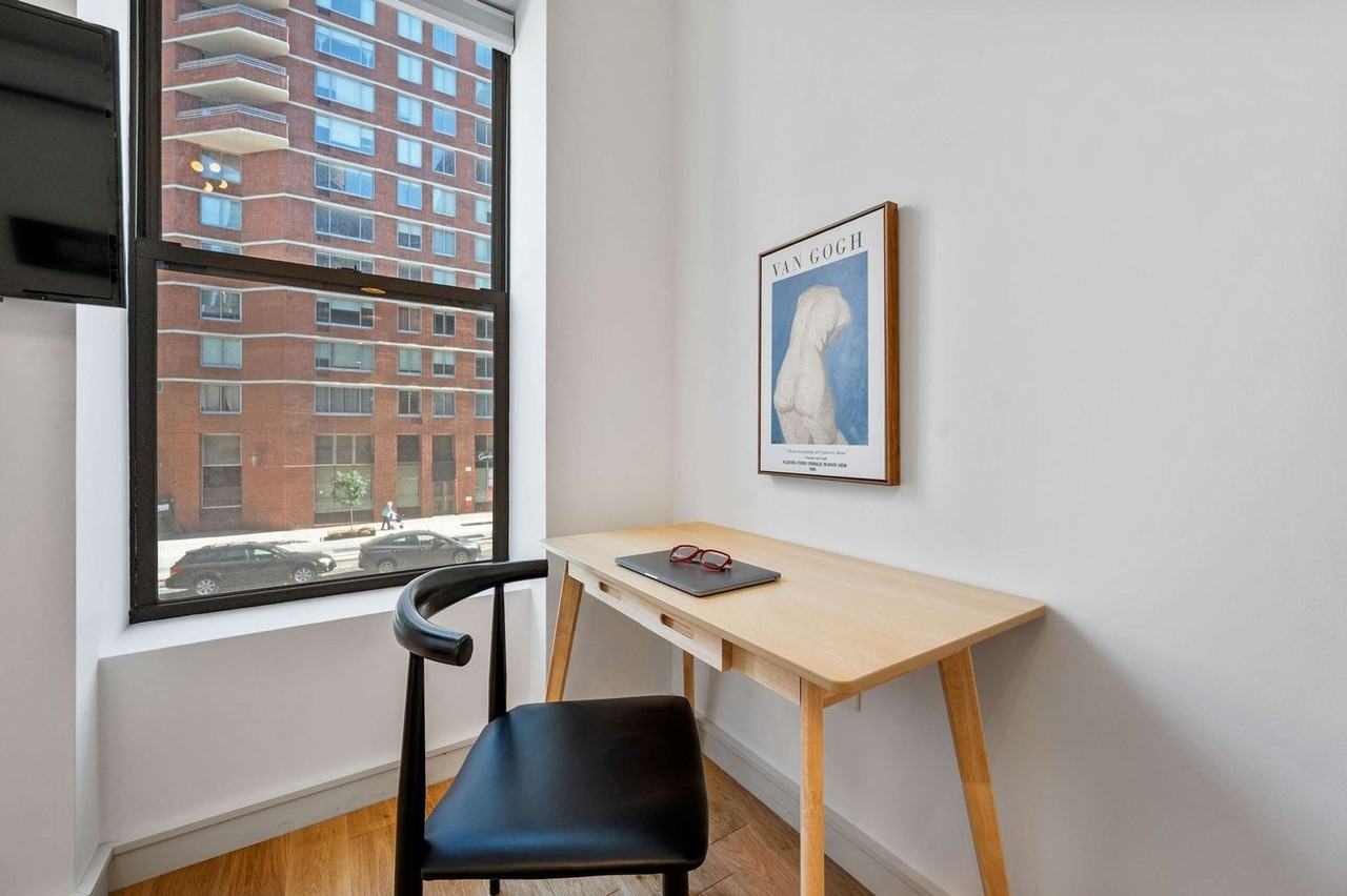 491 2nd Ave #1316008P - Photo 3 of 15