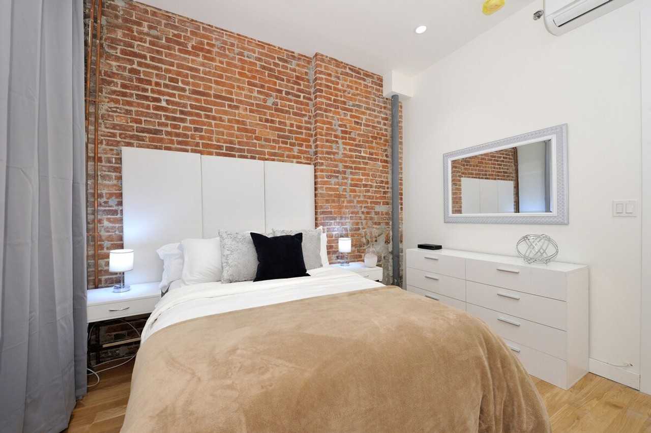 353 W 46th St #1323931P - Photo 3 of 24