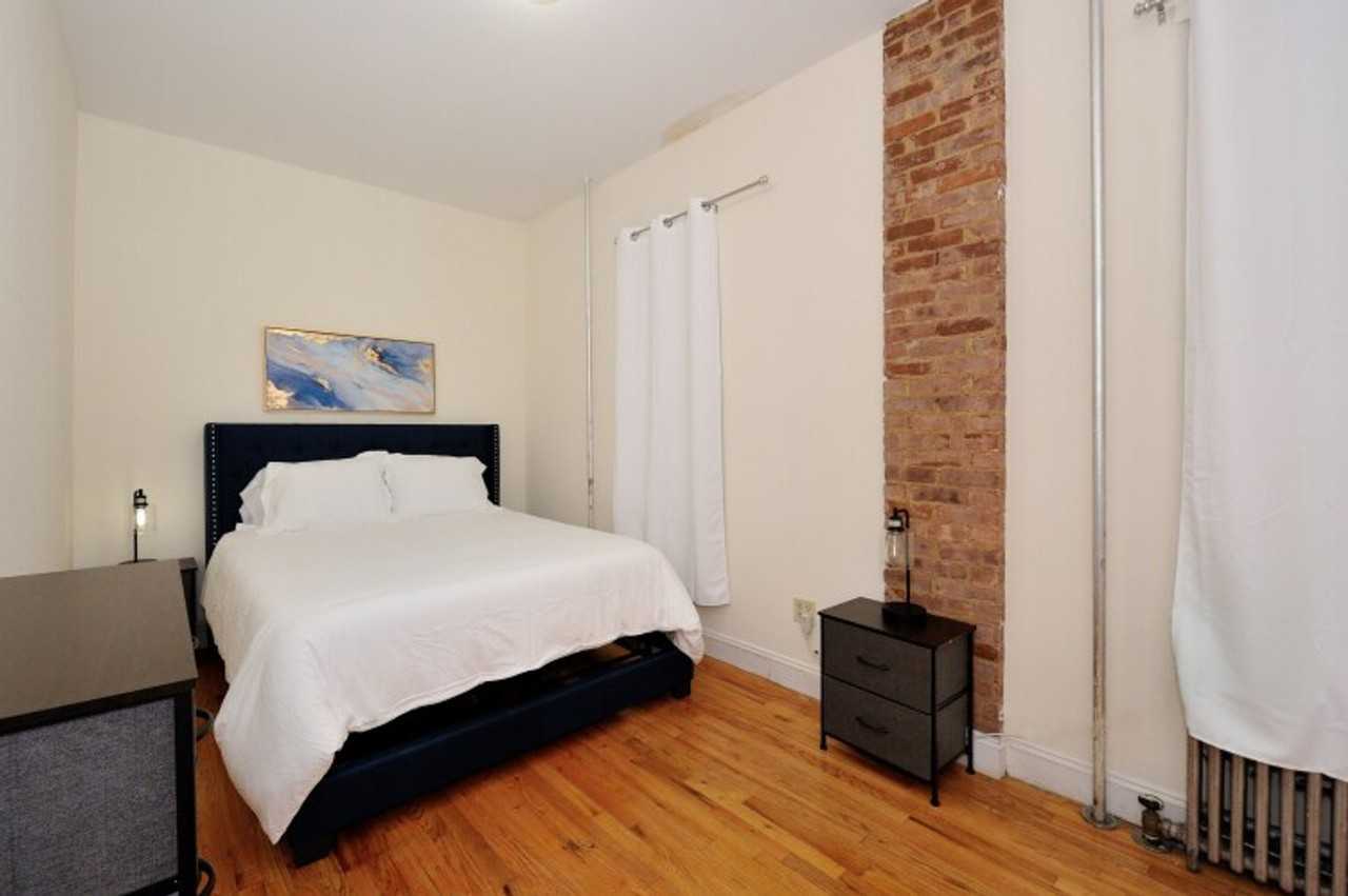 1762 2nd Ave #1323894P - Photo 6 of 15