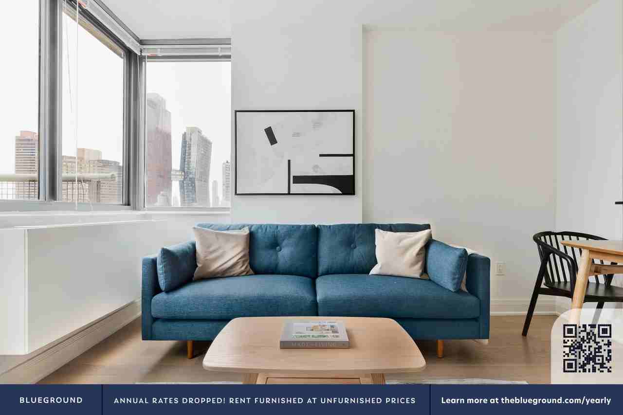 222 East 34th Street - Photo 4 of 35