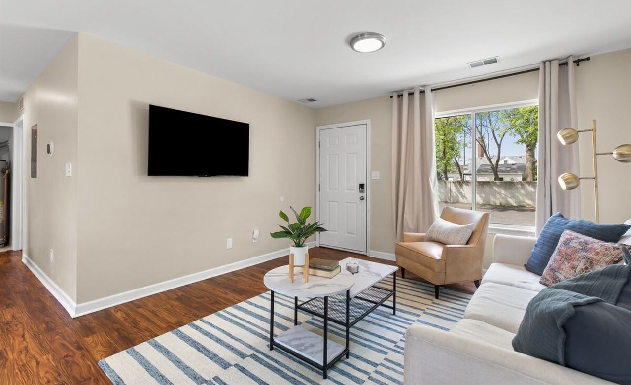 18451 Sharon Ln #1032337P - Photo 3 of 28