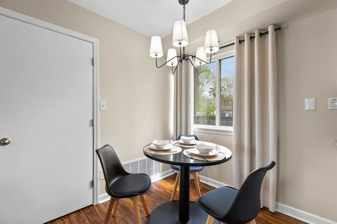 18451 Sharon Ln #1032337P - Photo 5 of 28