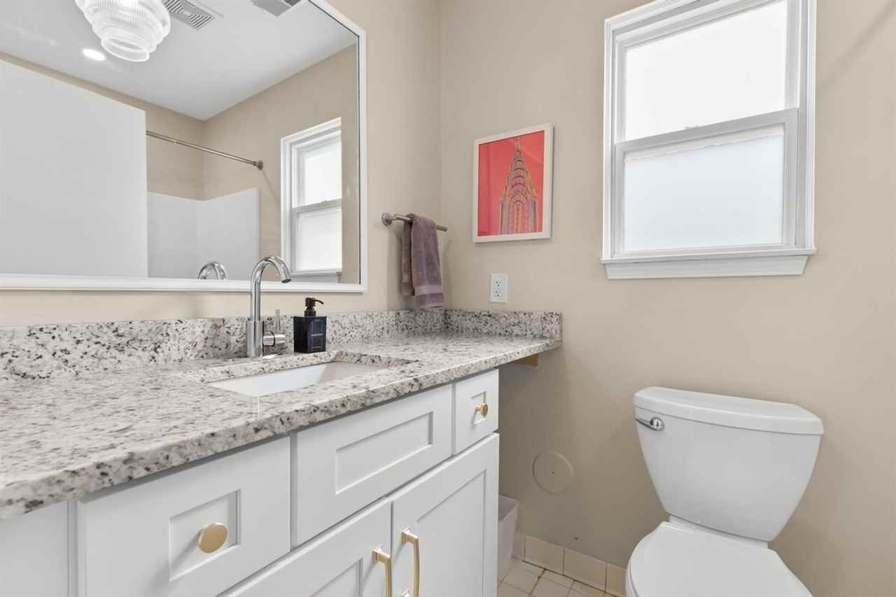 18451 Sharon Ln #1032337P - Photo 6 of 28