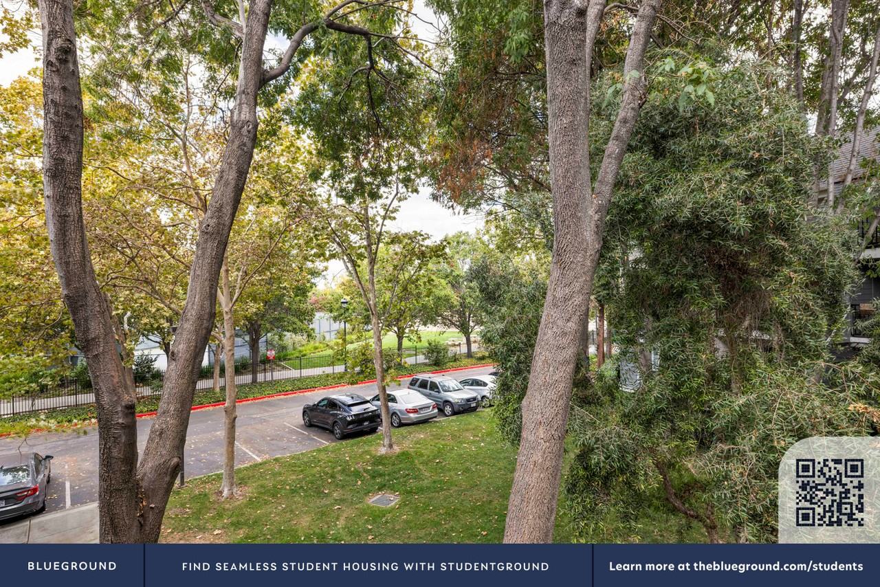 600 Park View Drive #1977 - Photo 6 of 33