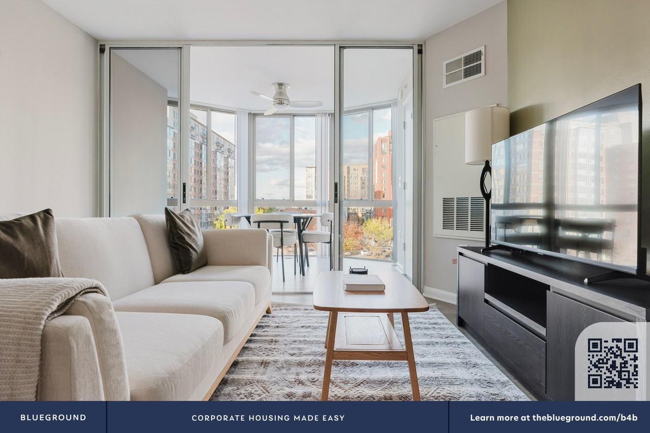 450 Massachusetts Avenue Northwest - Photo 5 of 44