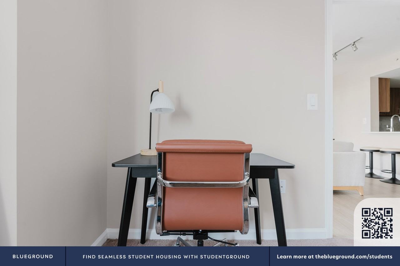 450 Massachusetts Avenue Northwest - Photo 6 of 44