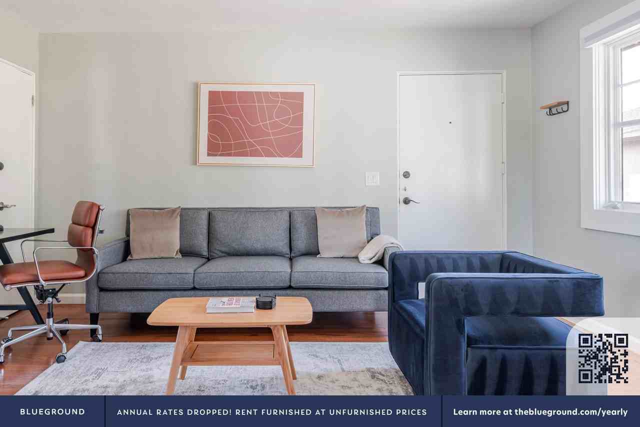 329 Hawthorne Ave #2013 - Photo 3 of 23