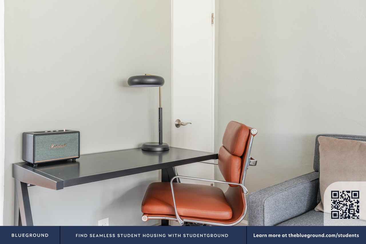 329 Hawthorne Ave #2013 - Photo 6 of 23