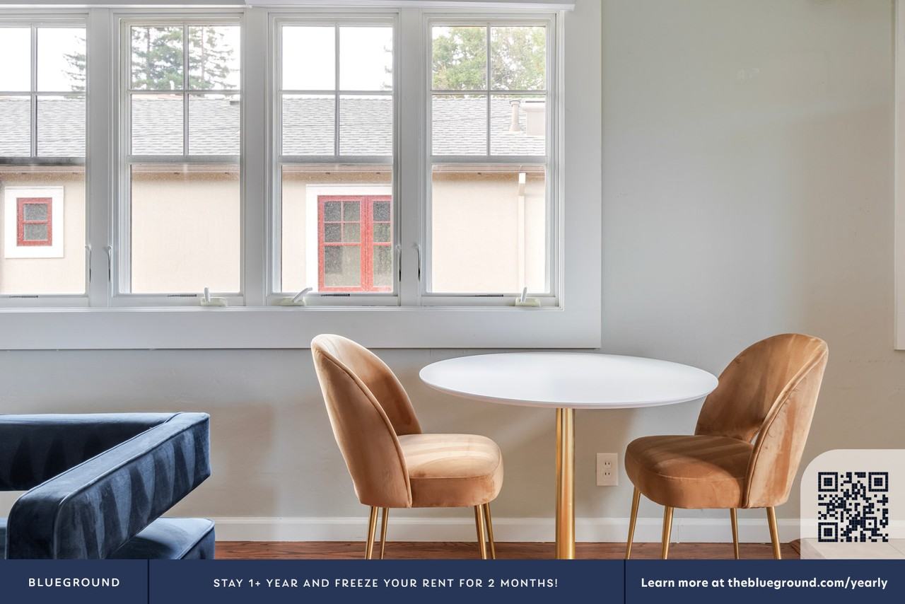 329 Hawthorne Ave #2013 - Photo 7 of 23