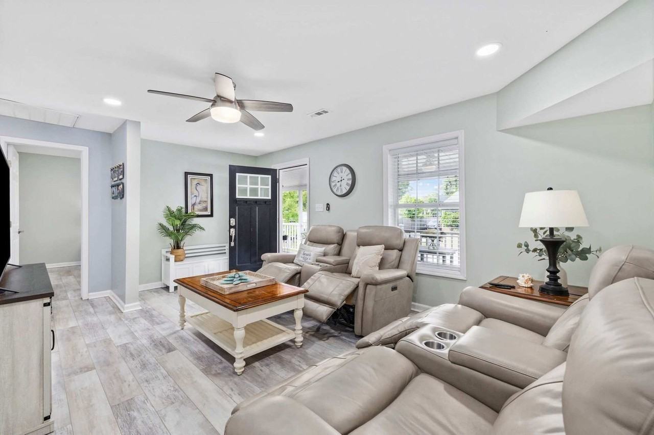 430 Yaupon Ave #1308941P - Photo 2 of 50