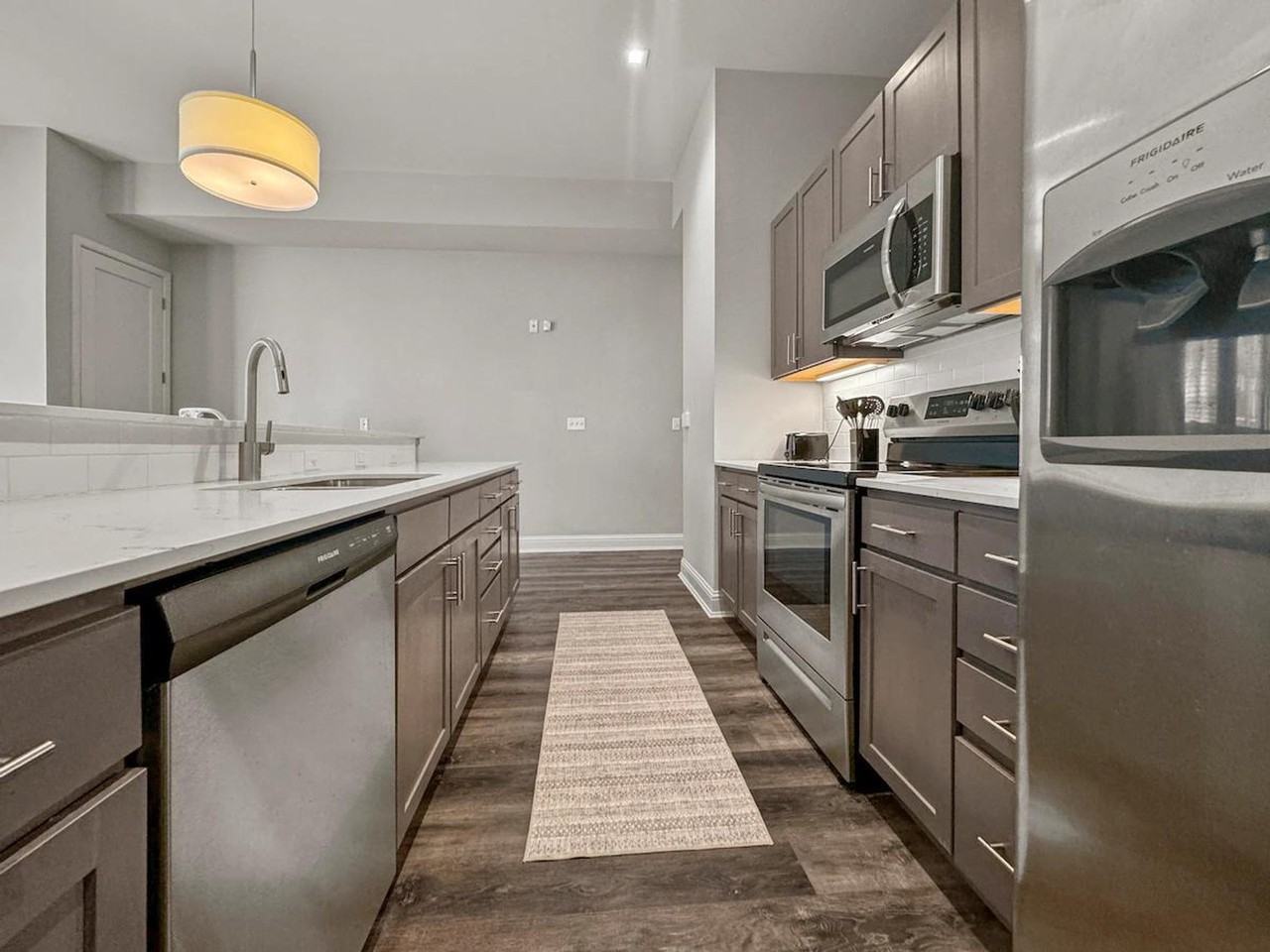 110 North Boston Avenue - Photo 4 of 29