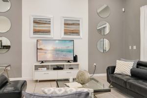 featured image of 4140 Oaktree Dr