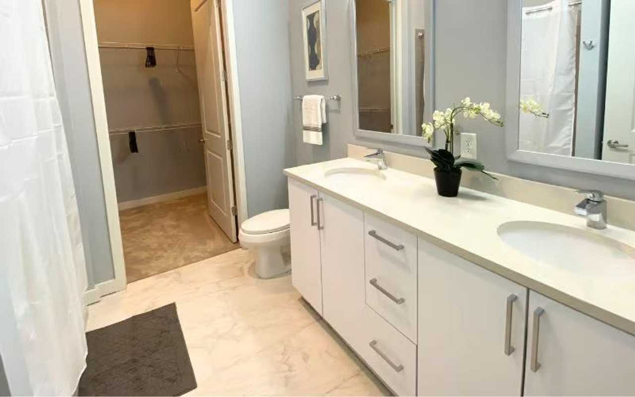 225 Sandy Springs Cir #1332861P - Photo 3 of 11