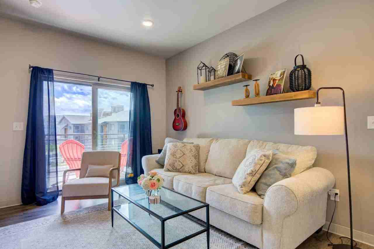 2210 Remington Way #1339975P - Photo 4 of 30